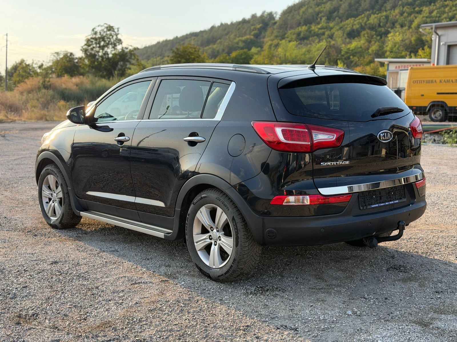 Kia Sportage 2.0 LPG Spirit, снимка 4 - Автомобили и джипове - 55826724