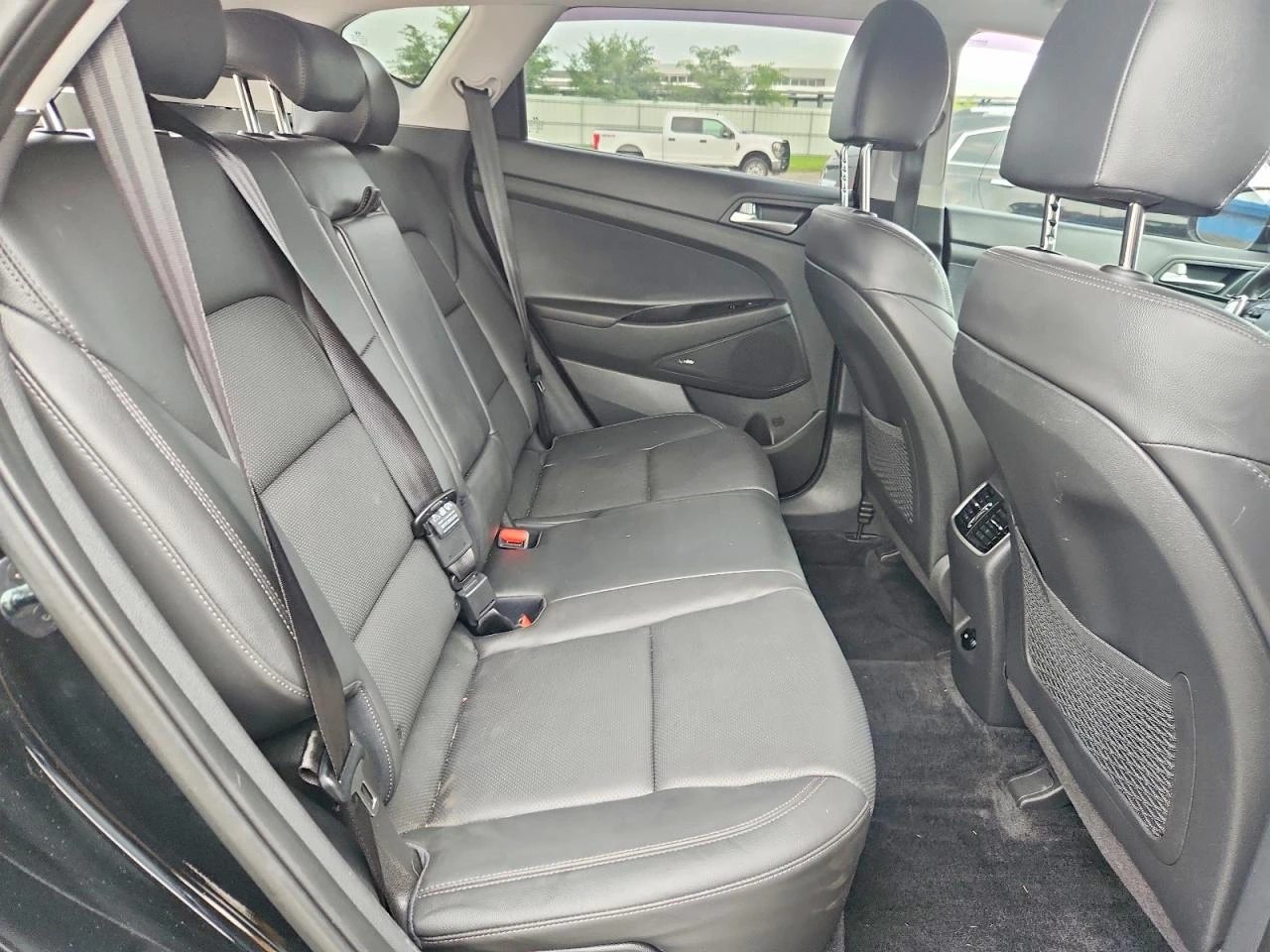 Hyundai Tucson 2.4l Ultimate, снимка 11 - Автомобили и джипове - 56049849