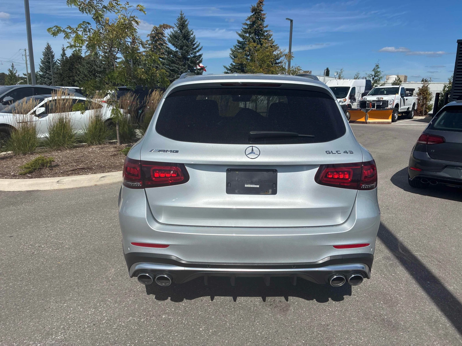 Mercedes-Benz GLC 43 AMG 4MATIC | CARFAX | АВТОКРЕДИТ БЕЗ ПЪРВОНАЧАЛНА, снимка 5 - Автомобили и джипове - 56151430