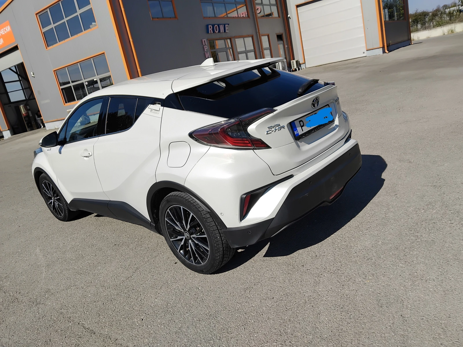 Toyota C-HR, снимка 8 - Автомобили и джипове - 56441890