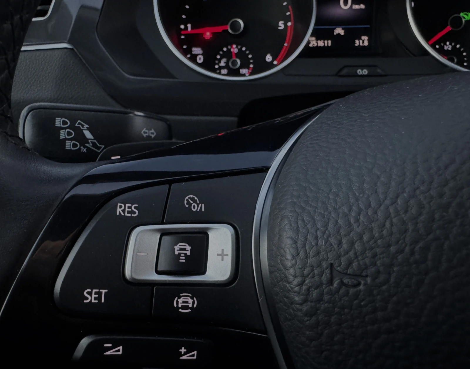 VW Tiguan 2.0DSG 150 FULL HYSTORY ��� ��������� | Mobile.bg � ����������� 12