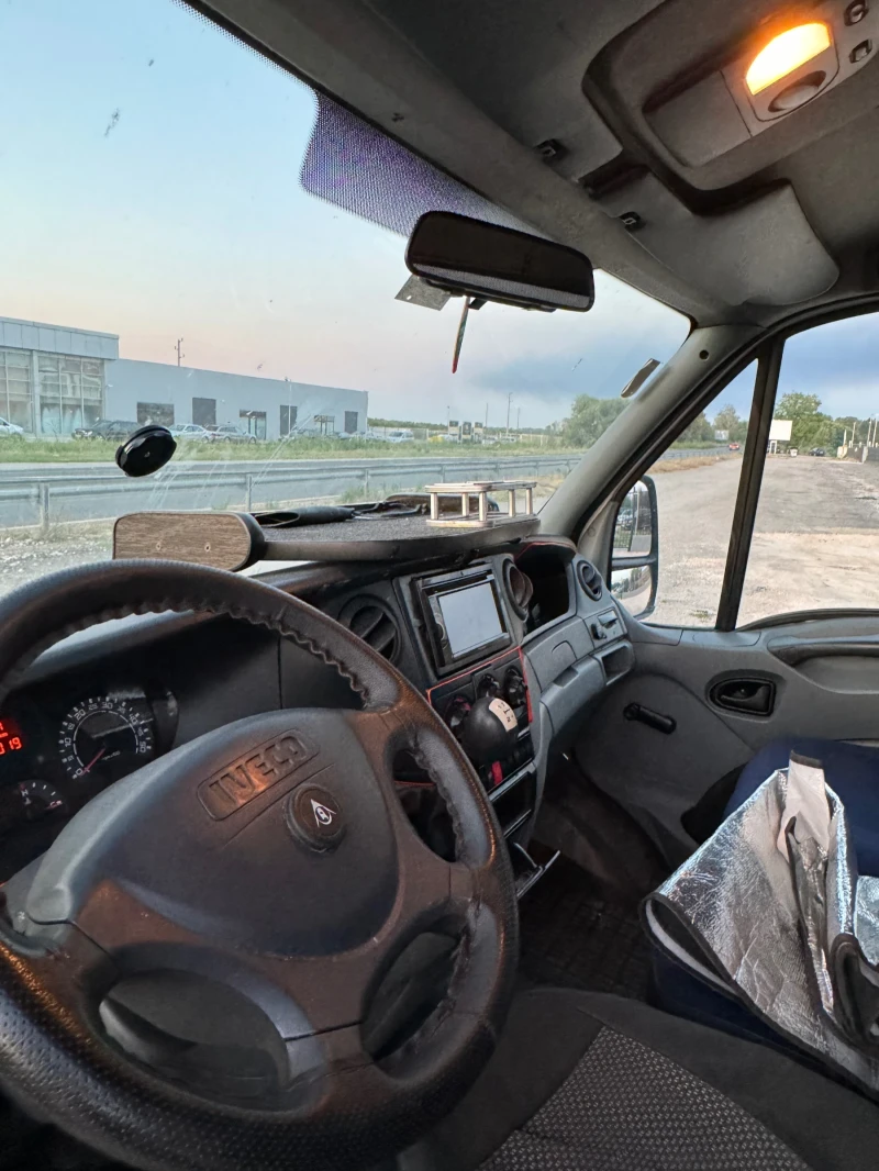 Iveco 35 пътна помощ, снимка 9 - Бусове и автобуси - 46930070