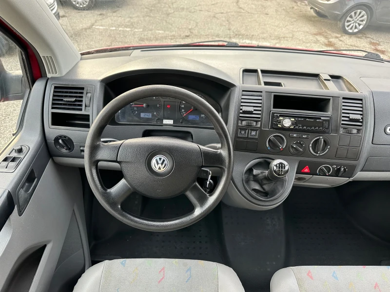 VW T5 1.9 TDI Caravelle/Transporter, снимка 7 - Бусове и автобуси - 48324857