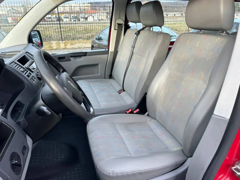 VW T5 1.9 TDI Caravelle/Transporter, снимка 9 - Бусове и автобуси - 48324857