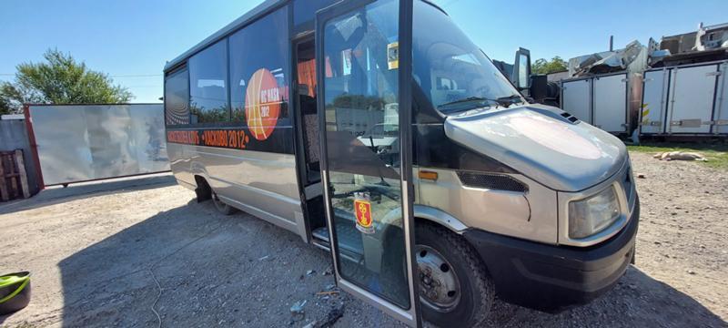 Iveco Daily, снимка 1 - Бусове и автобуси - 39536557