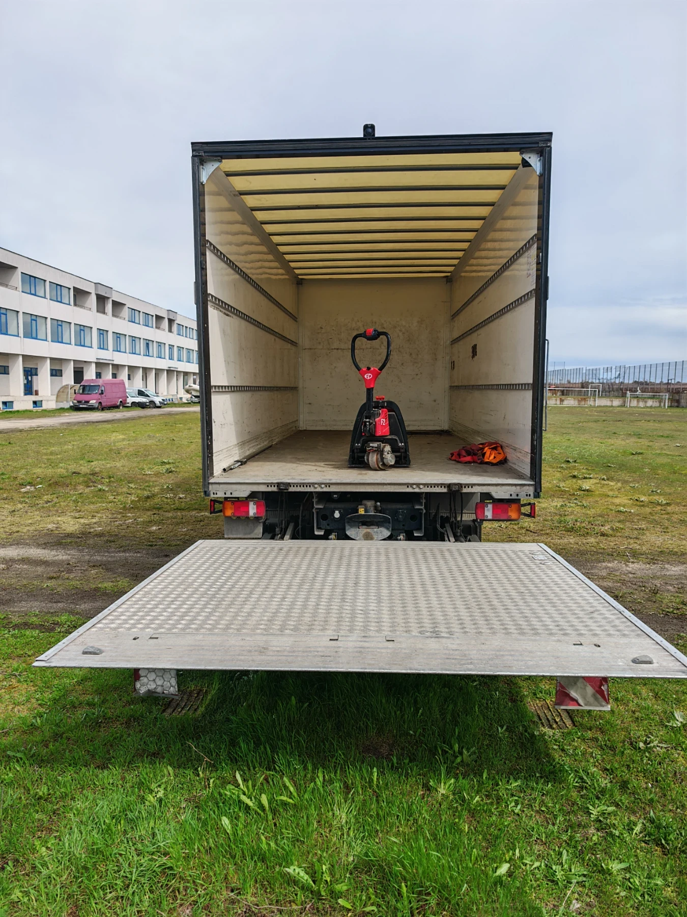 Man Tgl 8.220 | Mobile.bg � ����������� 10