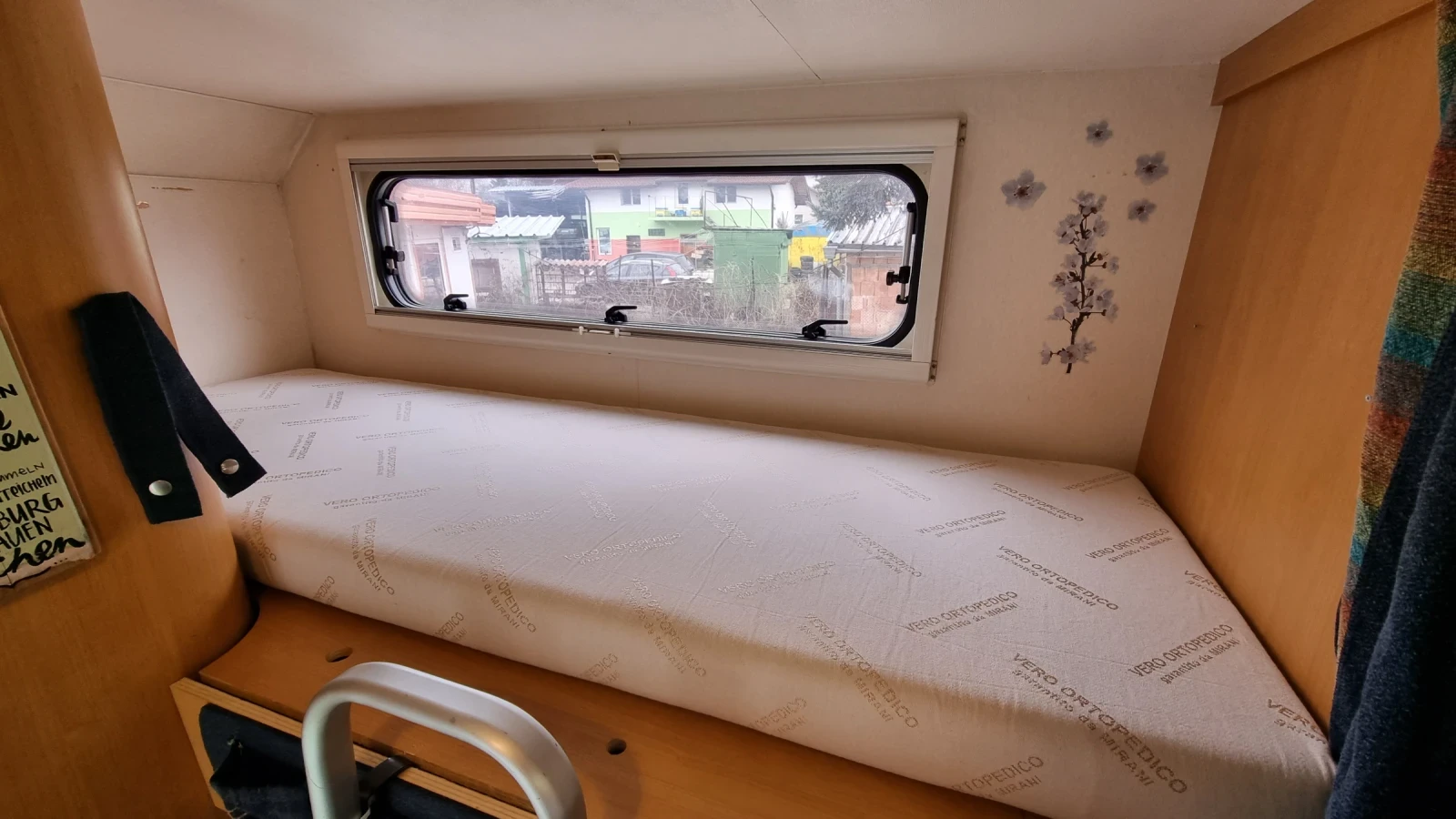 ������ CI International  �������� �� ������, 6 �����! | Mobile.bg � ����������� 10