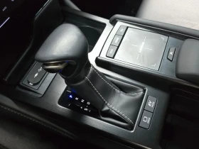 Lexus ES 300 H 7Th Generation Luxury Plus, снимка 8