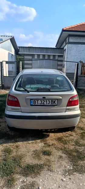 Renault Megane, снимка 2