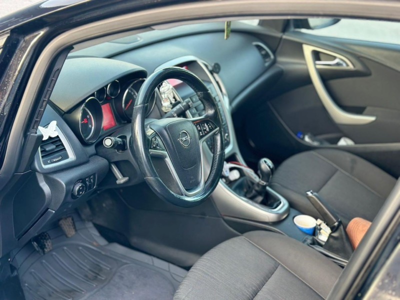 Opel Astra, снимка 10 - Автомобили и джипове - 46122925