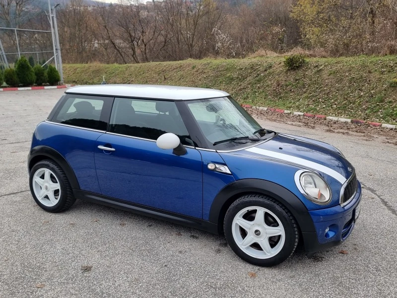 Mini Cooper 1.6Hdi 6скорости/Клима/Топ Състояние, снимка 7 - Автомобили и джипове - 43289391