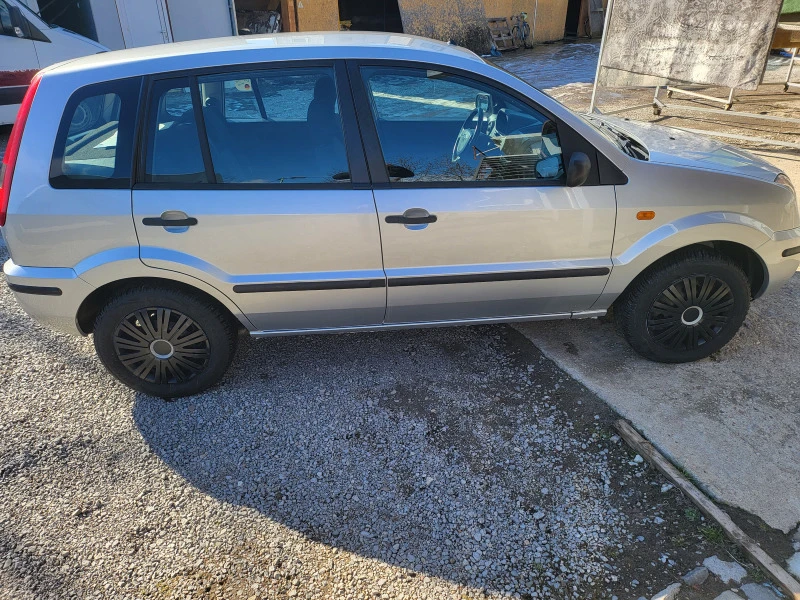 Ford Fusion 1.4 д, снимка 10 - Автомобили и джипове - 47199293