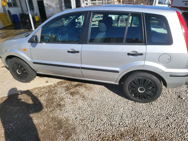 Ford Fusion 1.4 д, снимка 3 - Автомобили и джипове - 47199293