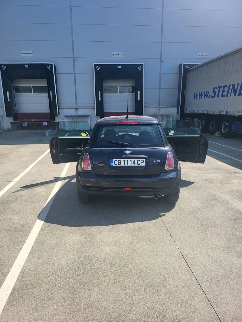 Mini One 1.6, снимка 3 - Автомобили и джипове - 47602320