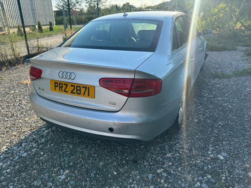 Audi A4 2.0тди, снимка 4 - Автомобили и джипове - 46739584