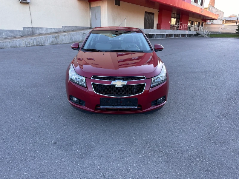 Chevrolet Cruze 1.6i GAZ - КЛИМАТИК - РЕАЛНИ КИЛОМЕТРИ, снимка 2 - Автомобили и джипове - 47445022