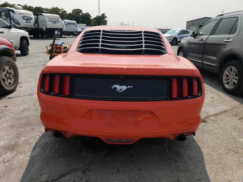 Ford Mustang, снимка 6 - Автомобили и джипове - 47746593