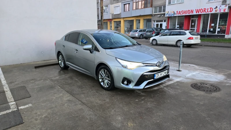 Toyota Avensis, снимка 16 - Автомобили и джипове - 48440893