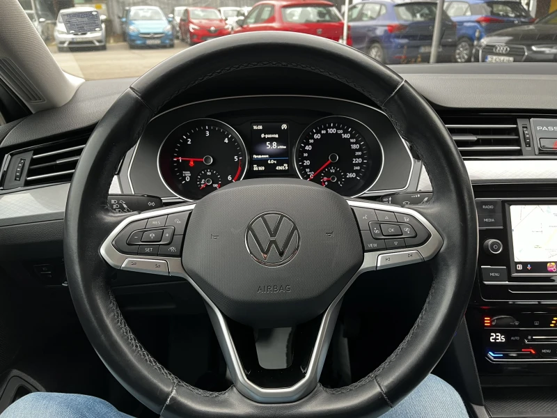 VW Passat 2.0 TDI 150 к.с , снимка 14 - Автомобили и джипове - 48995079