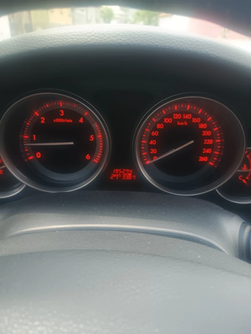 Mazda 6 2.2  185kc, снимка 7 - Автомобили и джипове - 50963769