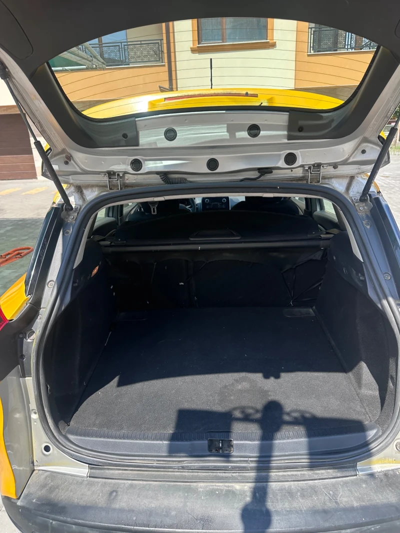 Renault Clio, снимка 6 - Автомобили и джипове - 52774766