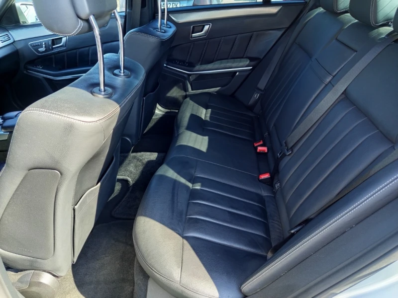 Mercedes-Benz E 300, снимка 10 - Автомобили и джипове - 51553289