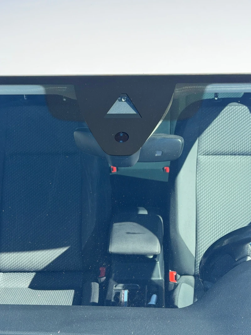 VW Passat Напълно обслужена, снимка 6 - Автомобили и джипове - 52045837