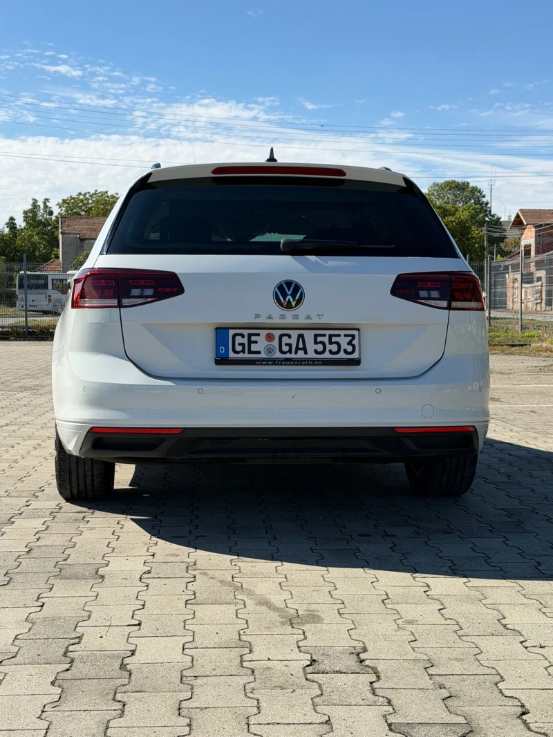 VW Passat Напълно обслужена, снимка 2 - Автомобили и джипове - 52045837