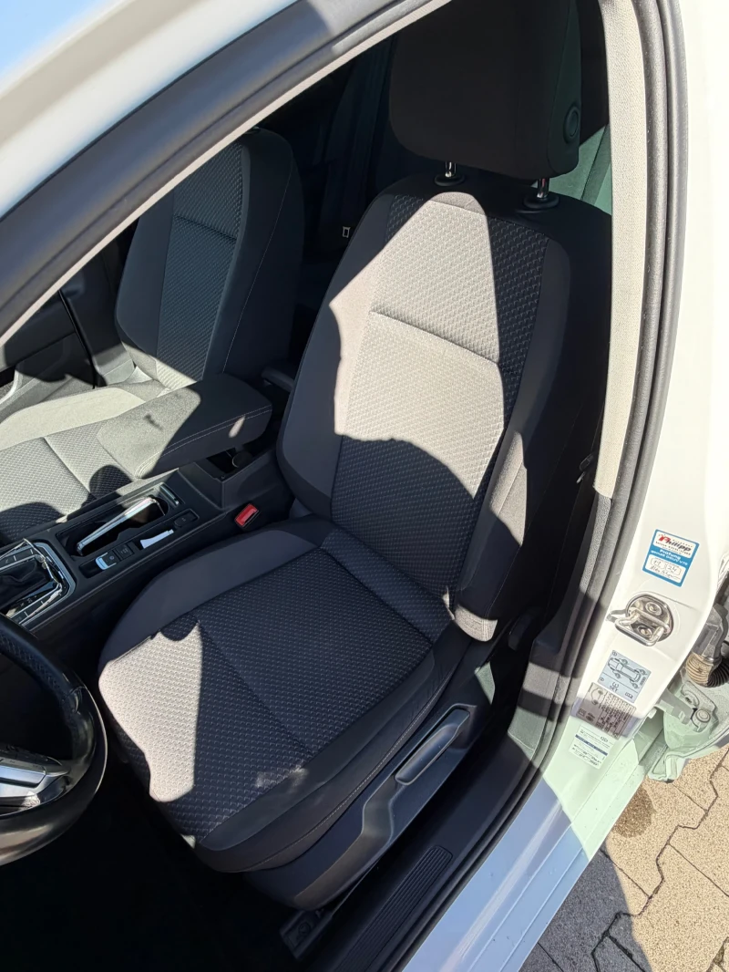 VW Passat Напълно обслужена, снимка 10 - Автомобили и джипове - 52045837