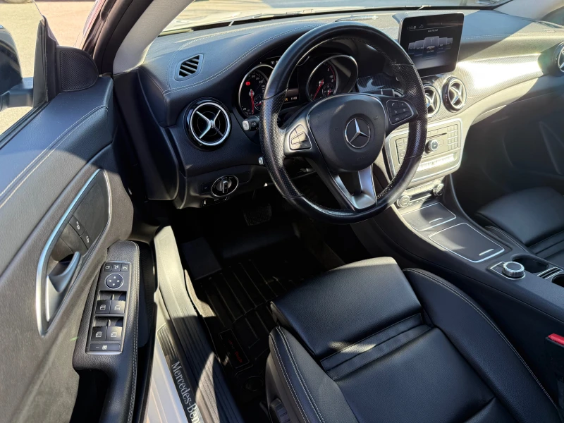 Mercedes-Benz CLA 200 d 4MATIC AMG LINE 100%РЕАЛНИ КИЛОМЕТРИ - ДОКАЗУЕМИ, снимка 10 - Автомобили и джипове - 52522809