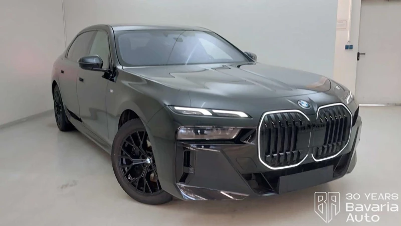 BMW i7 50 eDrive M Sport Paket , снимка 4 - Автомобили и джипове - 53287869