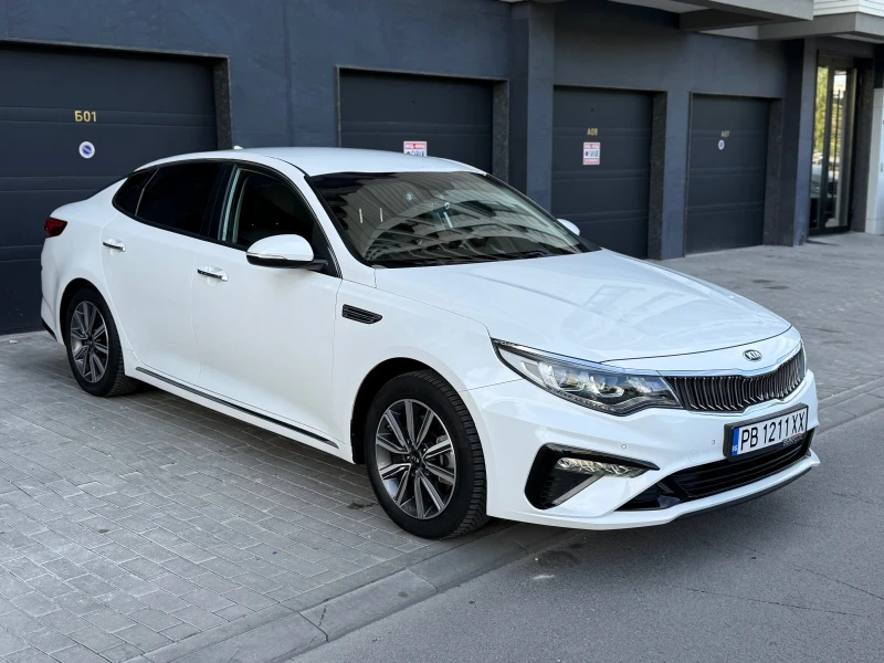 Kia K5 2.0 LPI /86 000 km/CarPlay/Бяла перла/КАСКО/Обдух - 36999 лв. / 18917.29 € - 29198465 1