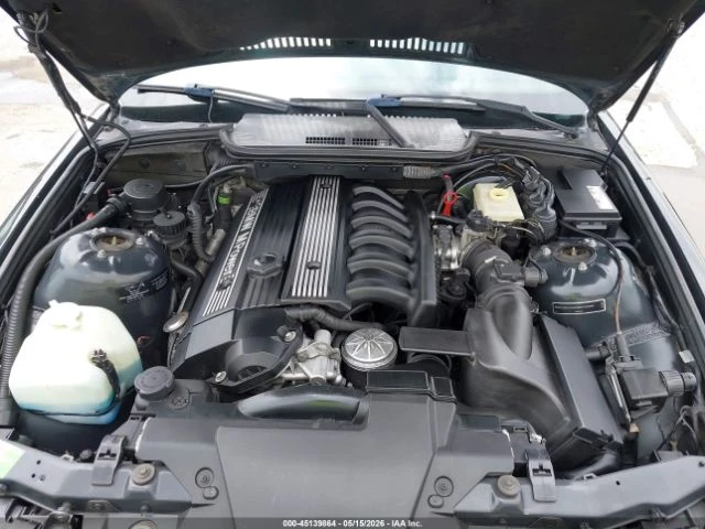 BMW M3 ПЪЛНА СЕРВИЗНА ИСТОРИЯ* КЛИП НА МОТОРА* АВТОКРЕДИТ, снимка 10 - Автомобили и джипове - 54943050