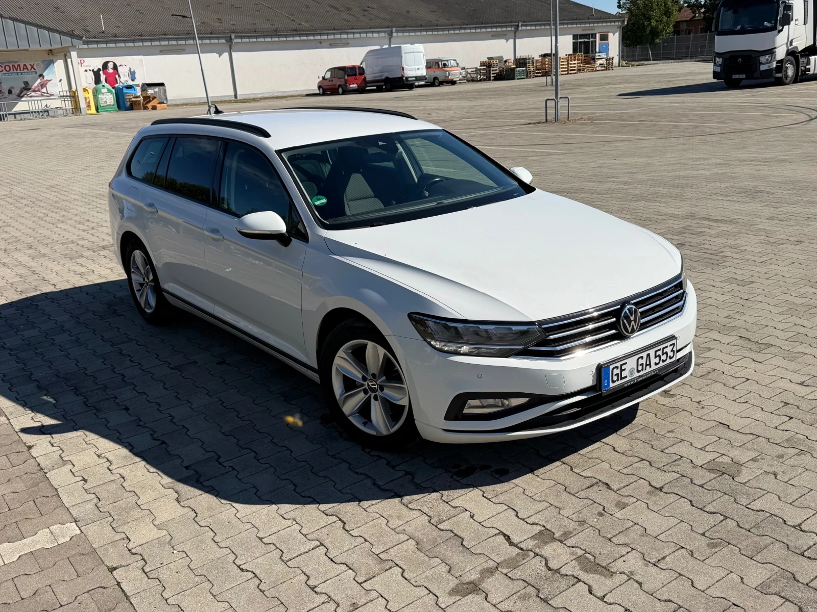 VW Passat Напълно обслужена, снимка 1