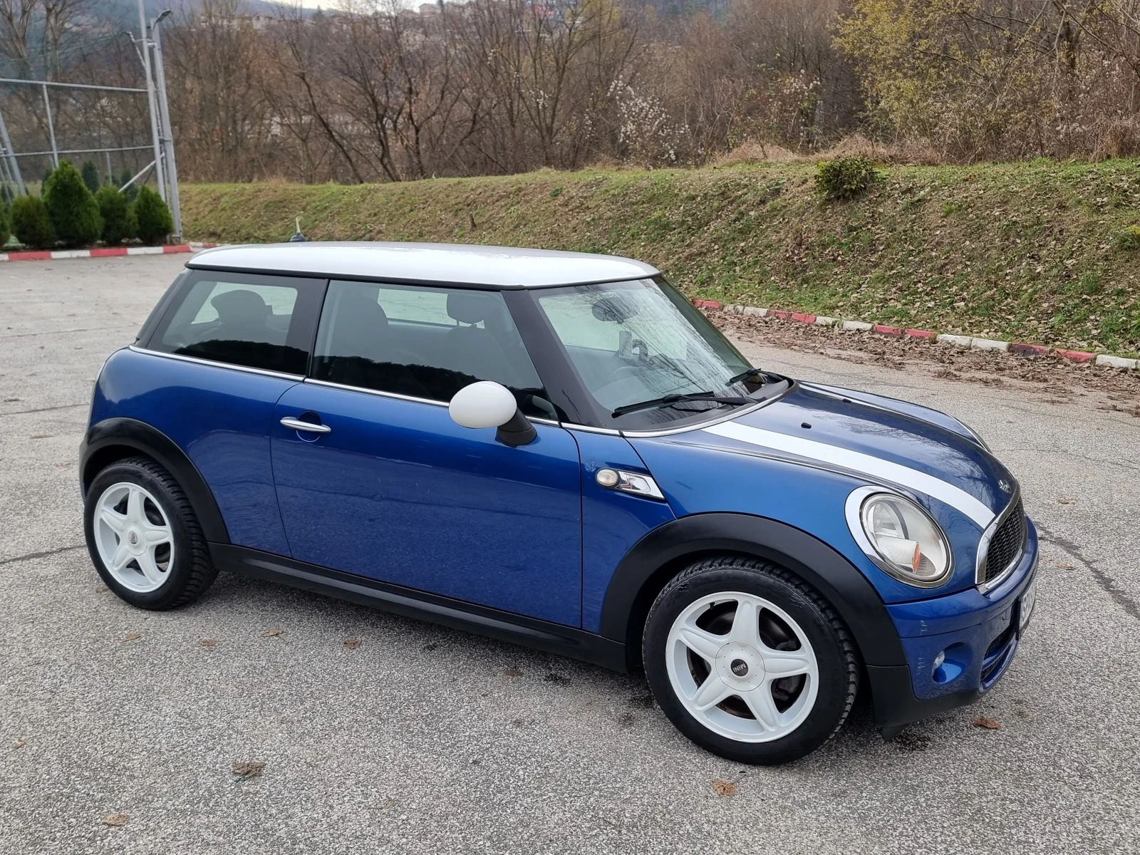 Mini Cooper 1.6Hdi 6скорости/Клима/Топ Състояние - изображение 7