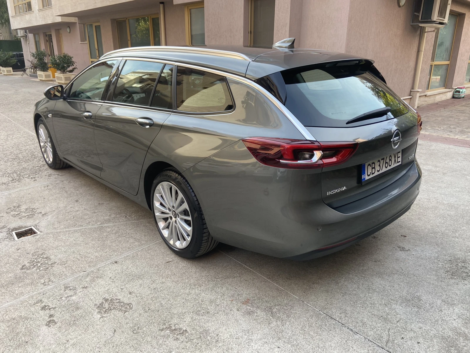 Opel Insignia 1.5i Turbo/Sport/Innovation/Automatic/LED Matrix - изображение 5