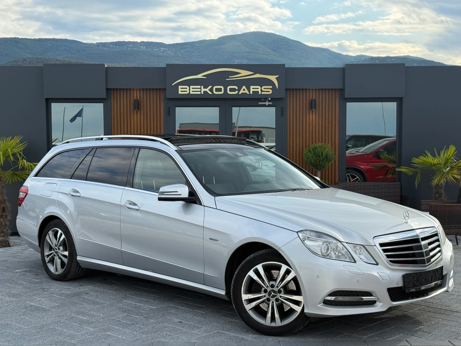 Mercedes-Benz E 350 Масаж/Обдух/Подгрев/Дистроник/нов внос от Белгия! - изображение 3