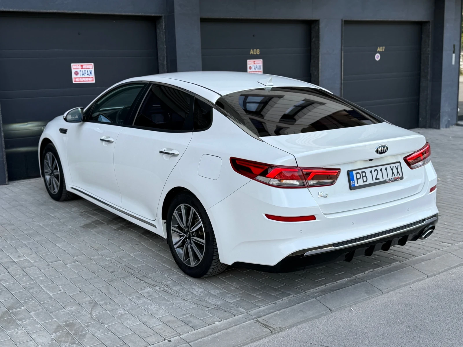 Kia K5 2.0 LPI /88 000 km/CarPlay/Бяла перла/КАСКО/Обдух - изображение 4
