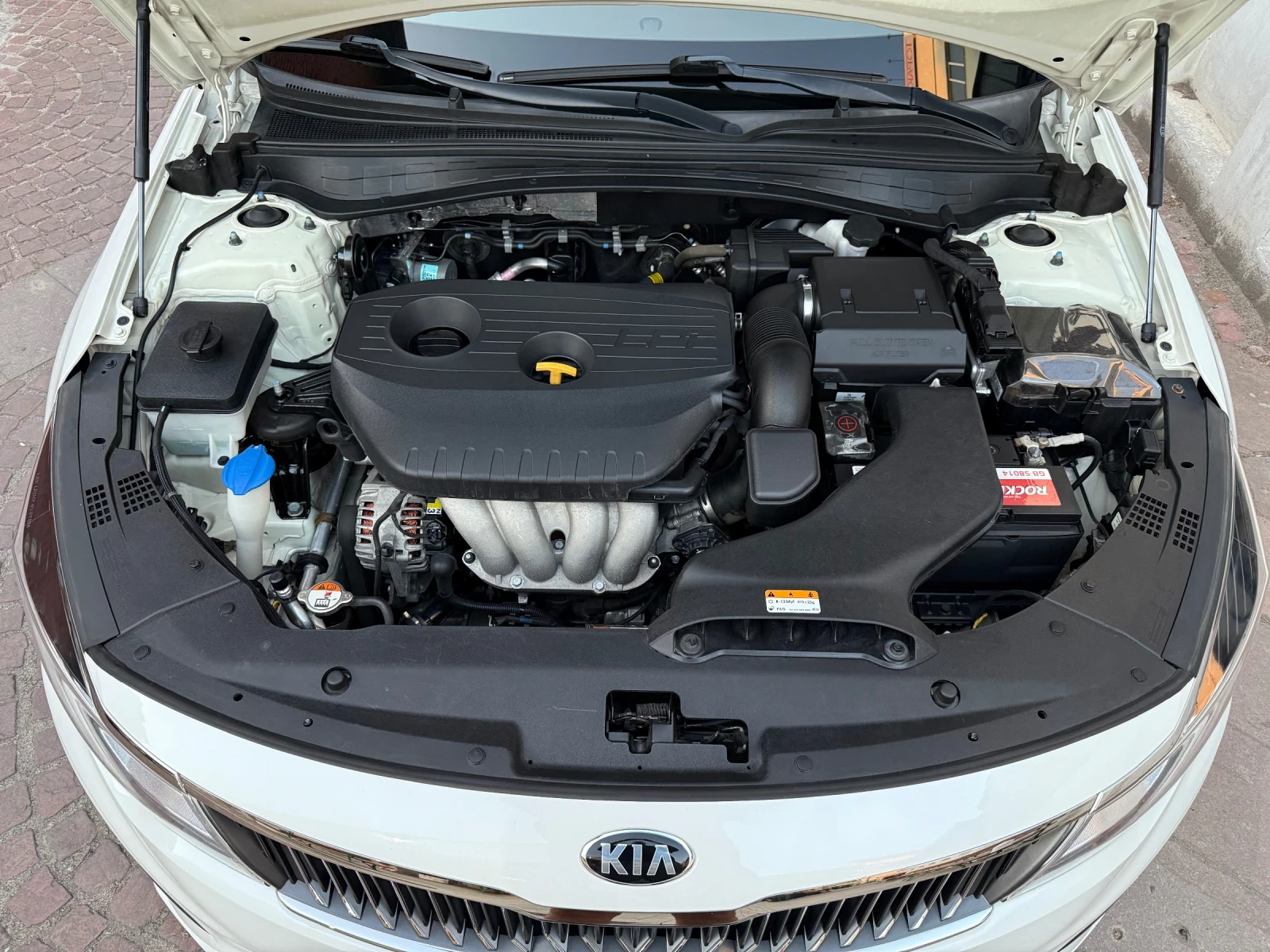 Kia K5 2.0 LPI /88 000 km/CarPlay/Бяла перла/КАСКО/Обдух - изображение 8