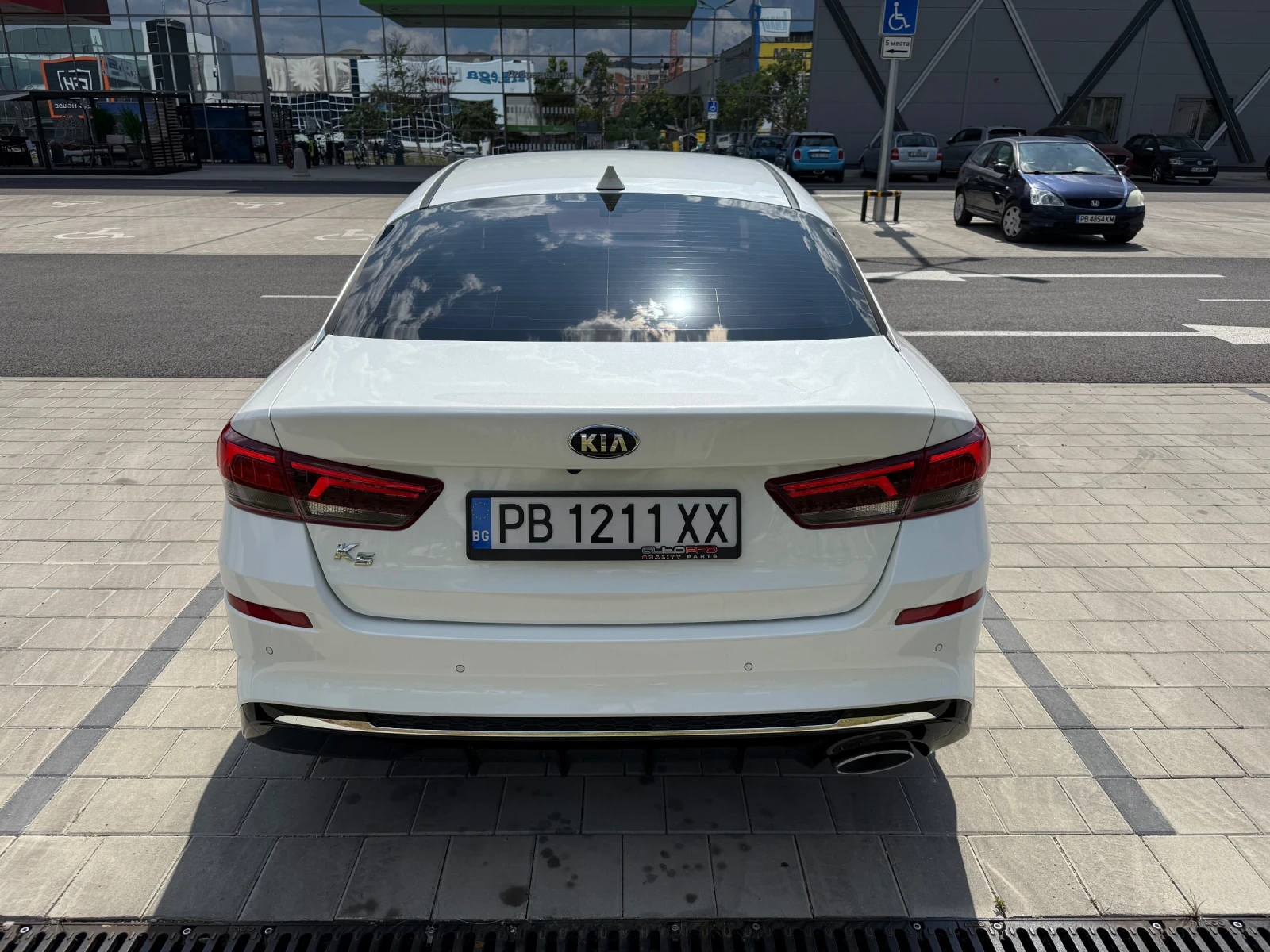 Kia K5 2.0 LPI / Premium /83 000 km/ОТЛИЧНО СЪСТОЯНИЕ - изображение 8