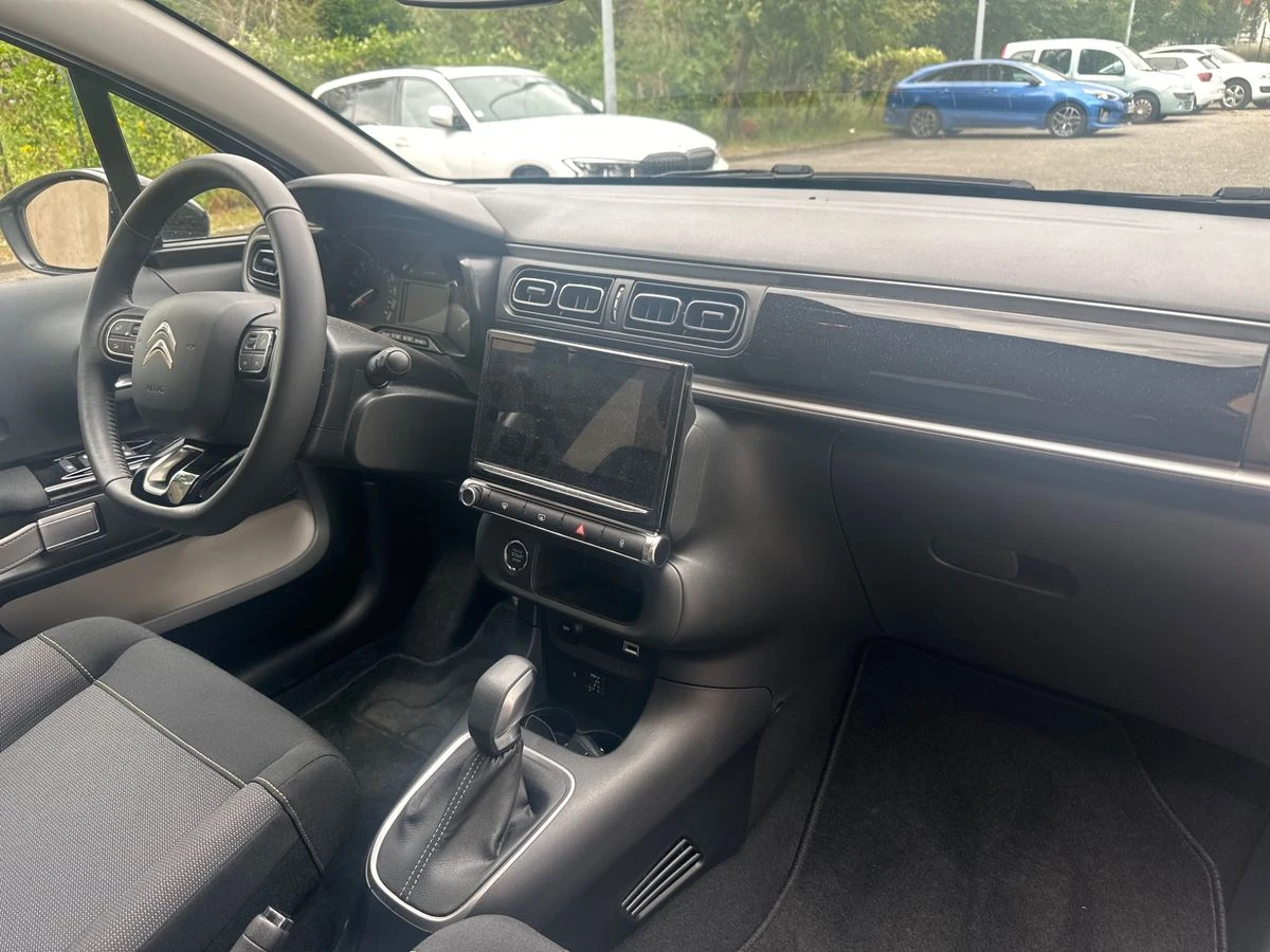 Citroen C3 1.2 PureTech Shine - изображение 9