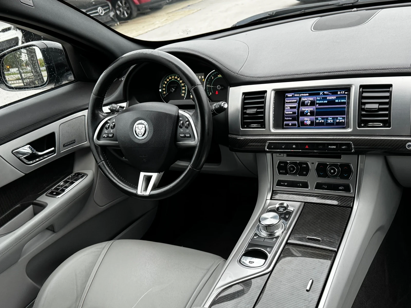 Jaguar Xf 2.2D  | Mobile.bg   12