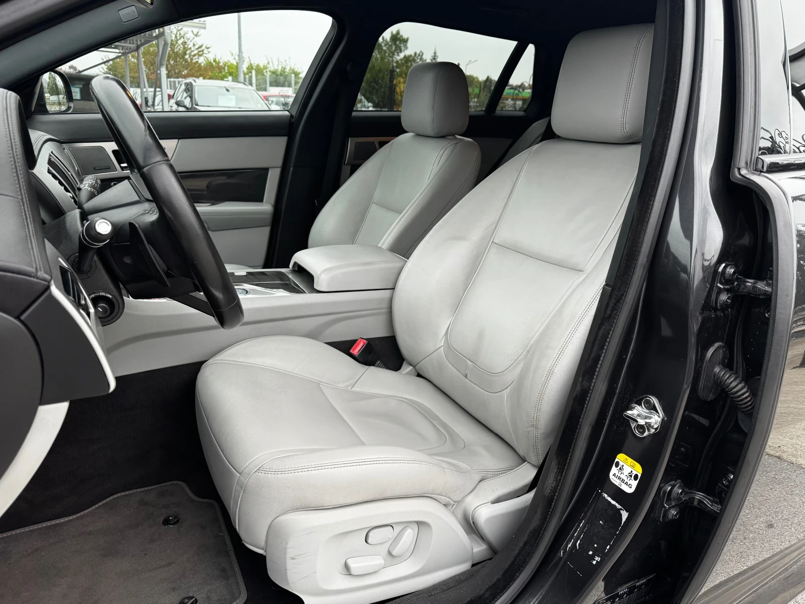 Jaguar Xf 2.2D ИТАЛИЯ - изображение 8