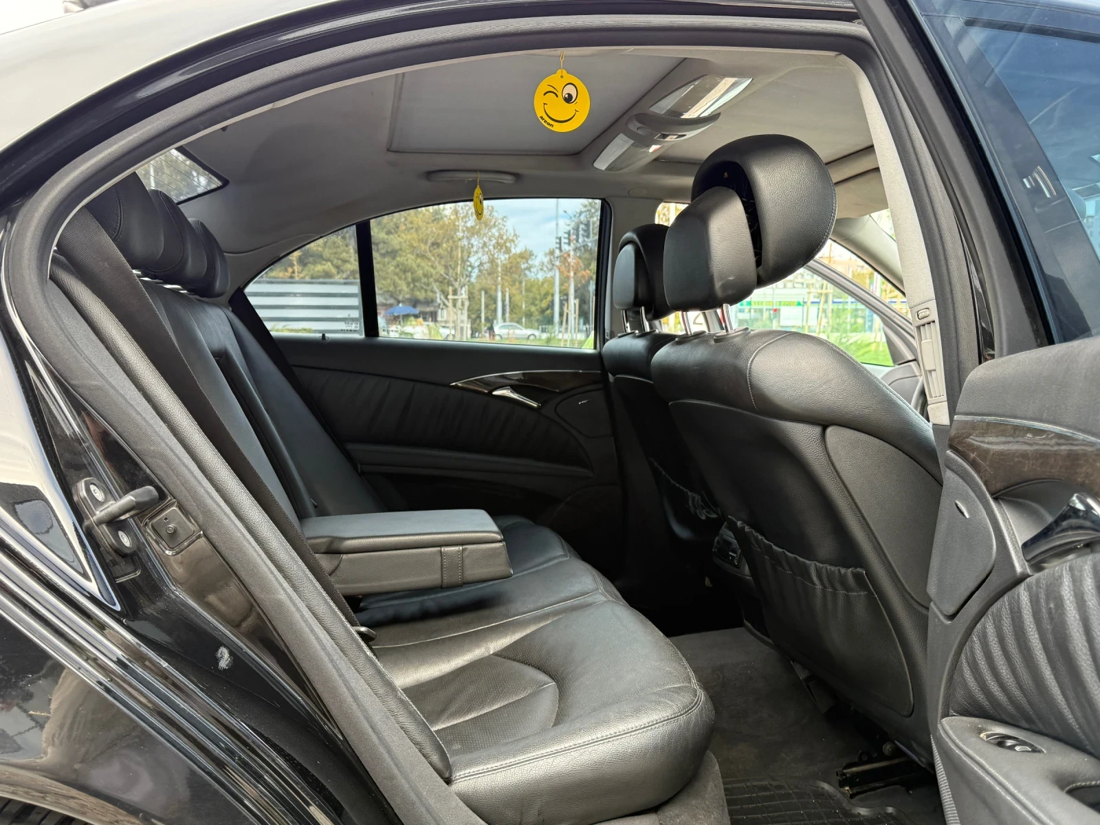 Mercedes-Benz E 280  - изображение 9