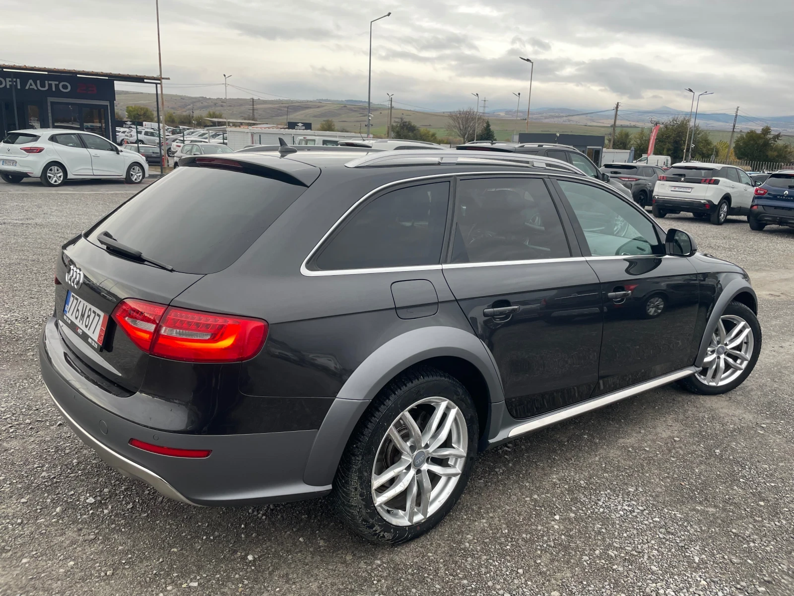 Audi A4 Allroad 2.0TDI FACE 4X4 DISTRONIC NAV  BANG&OLUFSEN | Mobile.bg   11