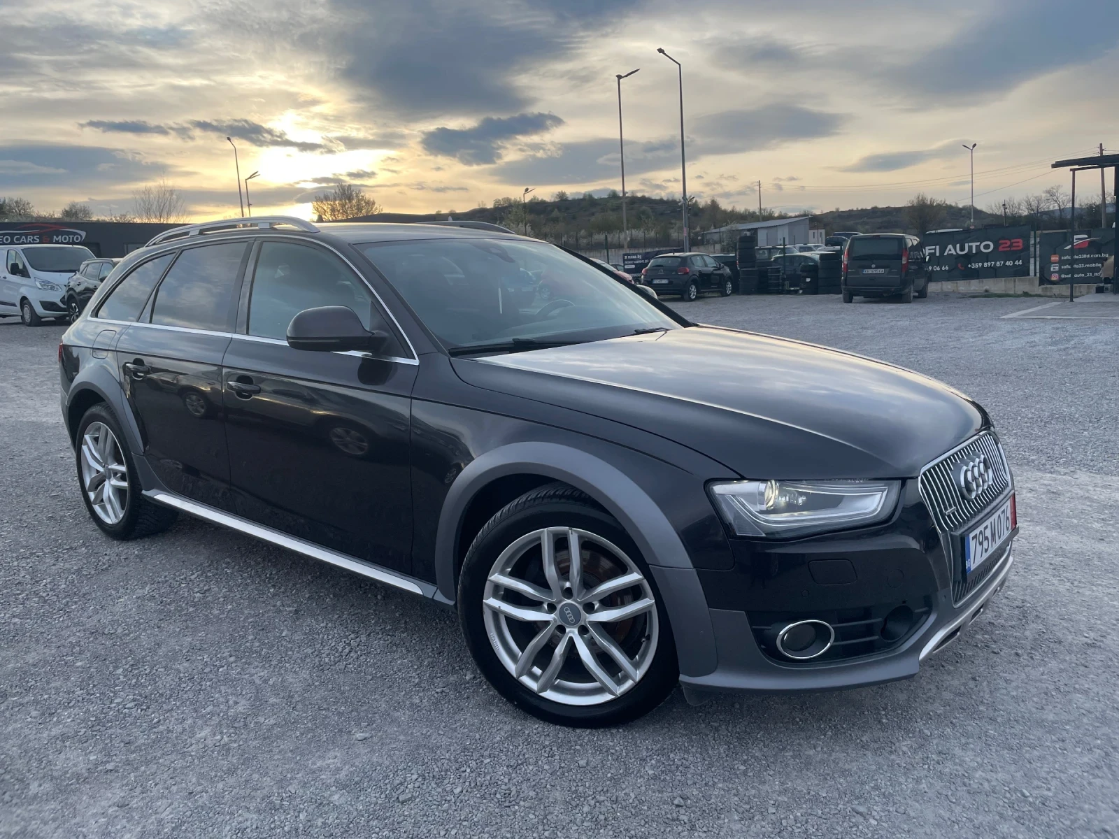 Audi A4 Allroad 2.0TDI FACE 4X4 DISTRONIC NAV ПОДГРЕВ BANG&OLUFSEN, снимка 3 - Автомобили и джипове - 52295717