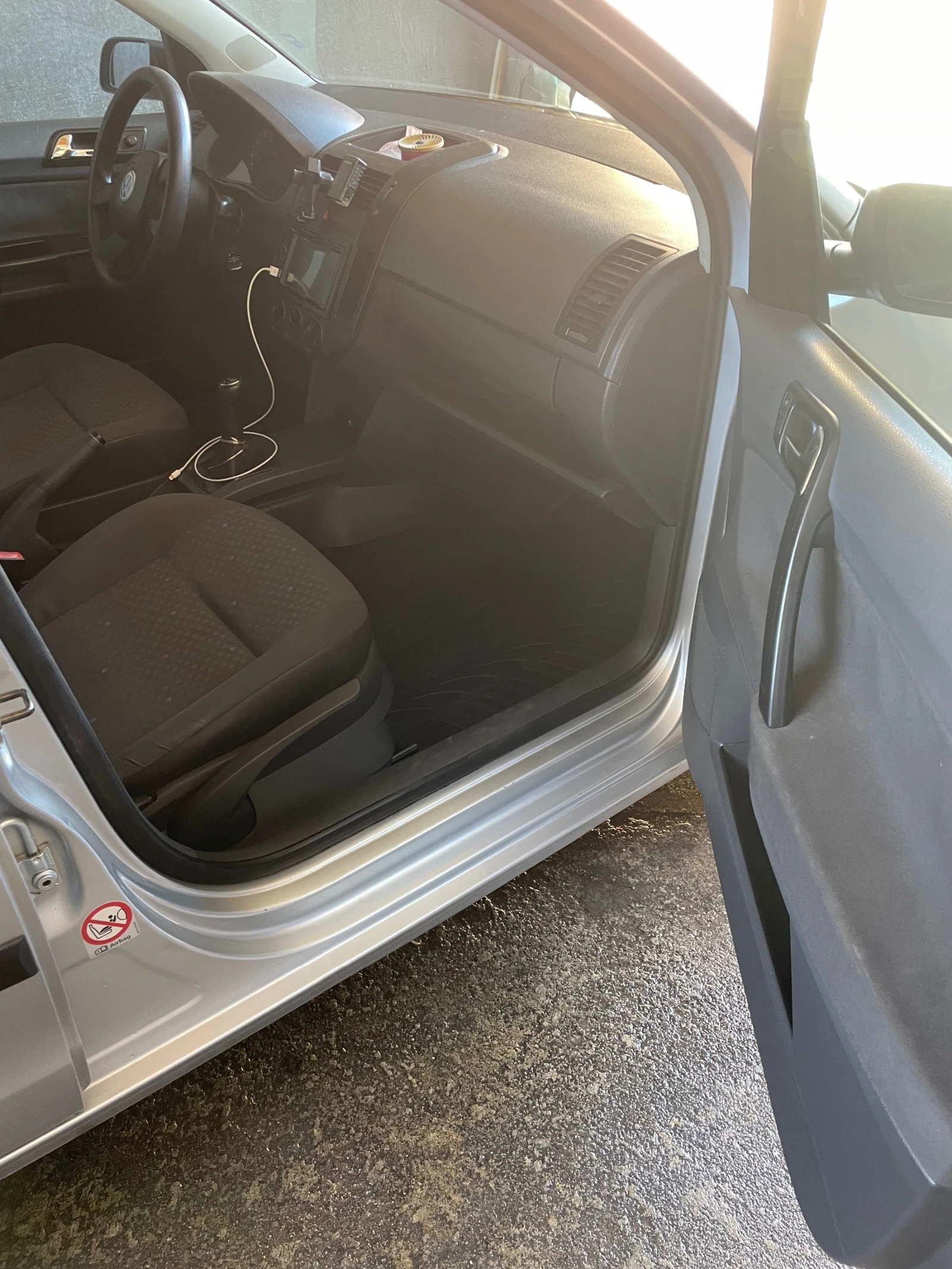 VW Polo, снимка 3 - Автомобили и джипове - 53755024