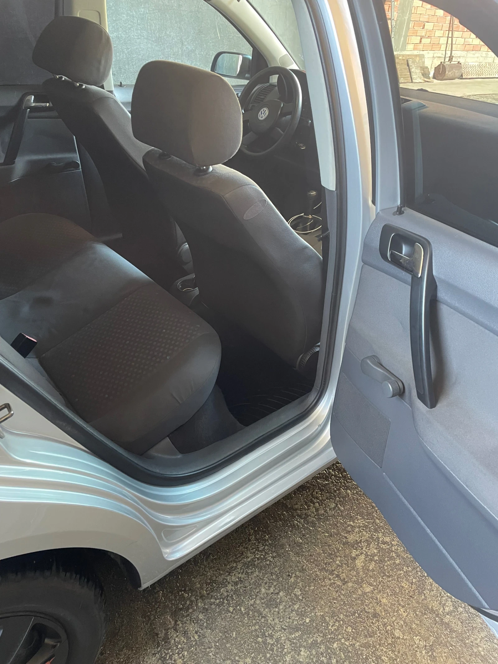 VW Polo, снимка 2 - Автомобили и джипове - 53755024