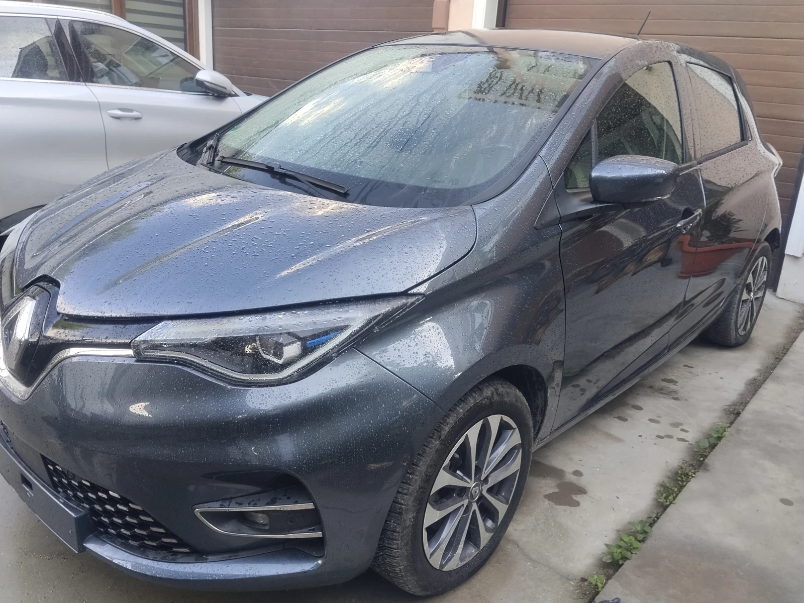 Renault Zoe 52 KWh, снимка 15 - Автомобили и джипове - 54656712
