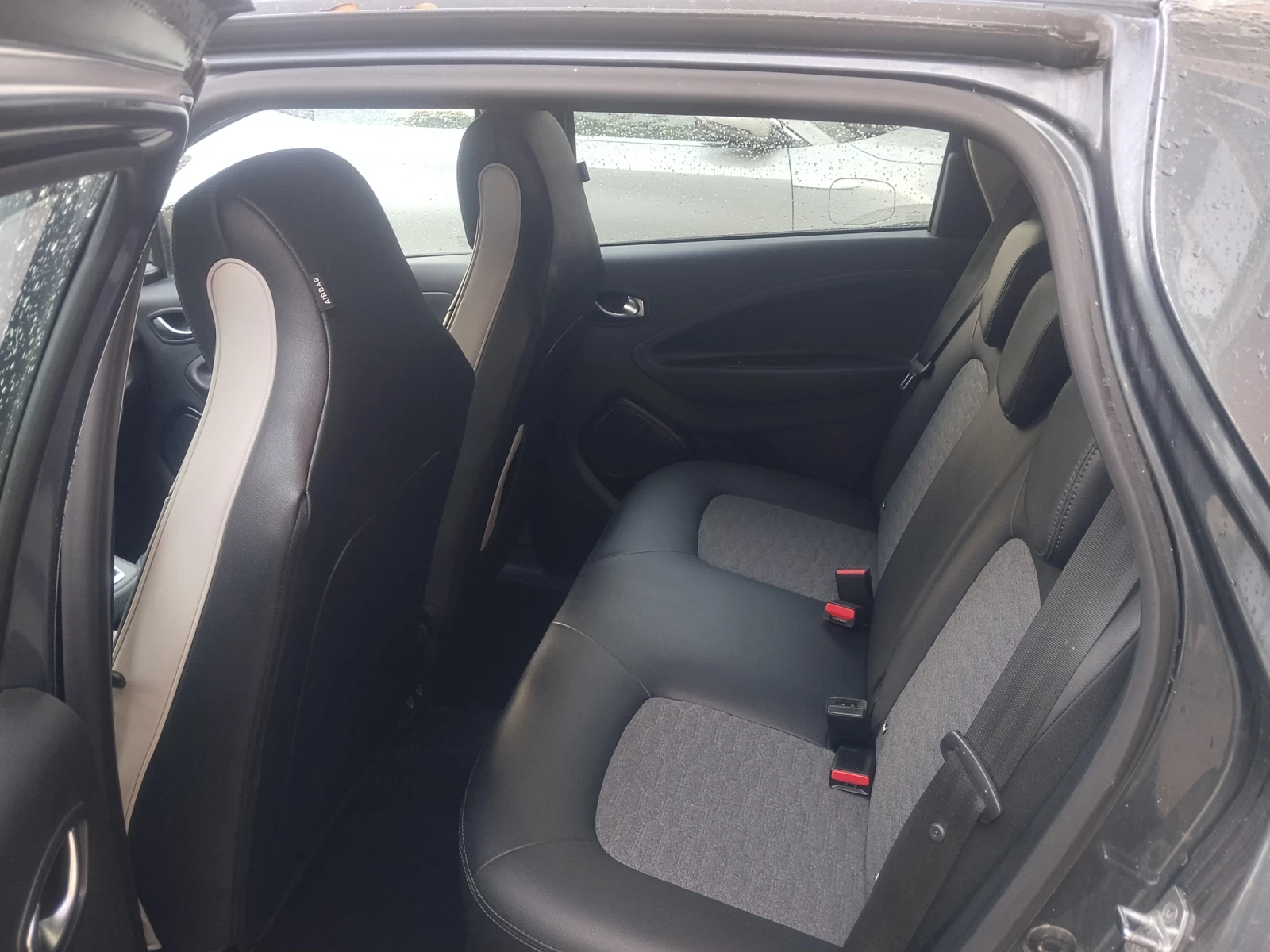Renault Zoe 52 KWh, снимка 4 - Автомобили и джипове - 54656712